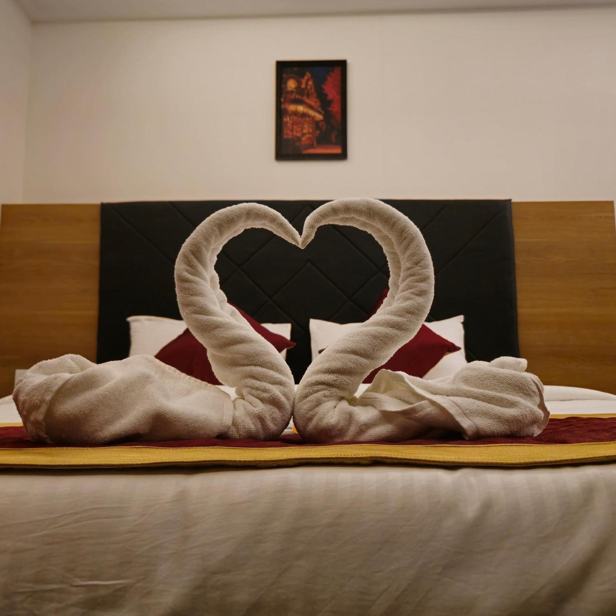 Shreem Sesha Sai Residency Hotel Tiruvannāmalai Quarto foto