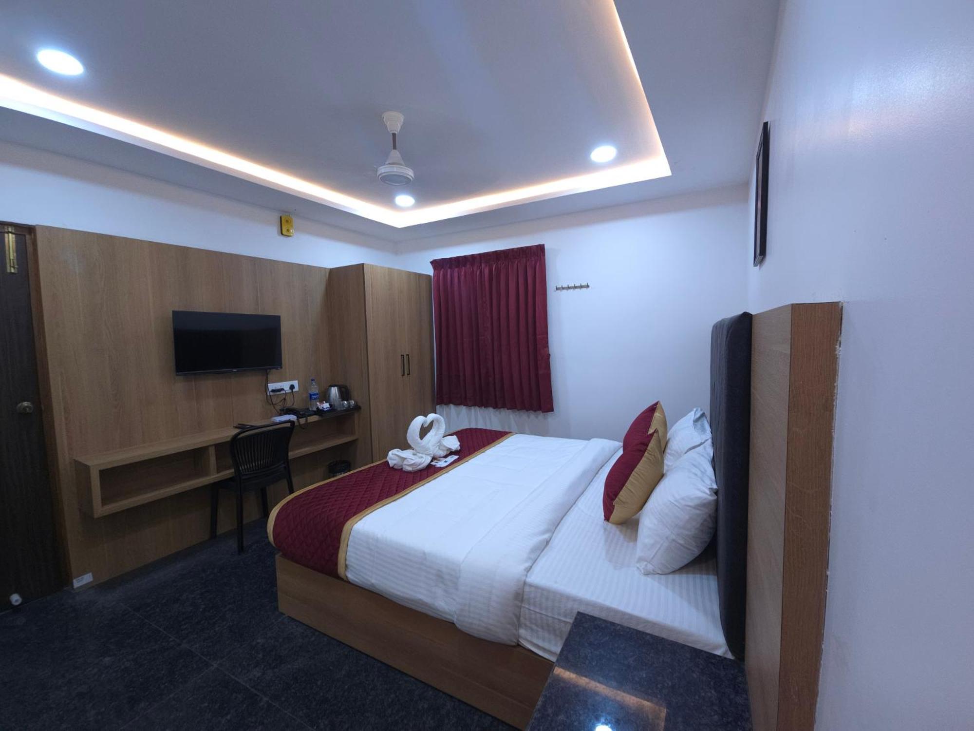 Shreem Sesha Sai Residency Hotel Tiruvannāmalai Exterior foto
